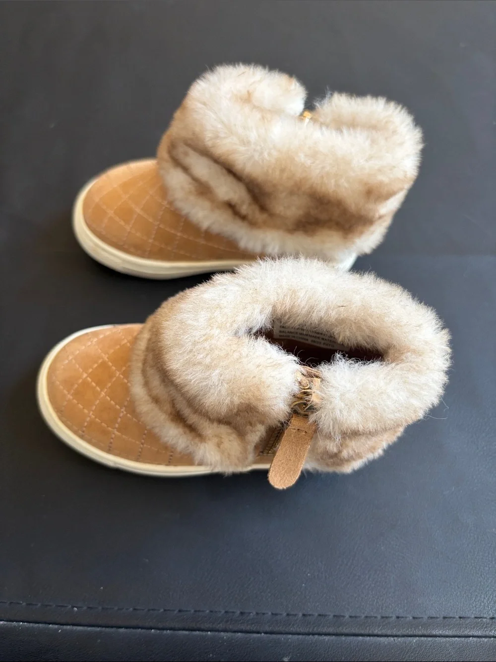 Sugar Lil Paige Faux Fur Quilted Winter Boots Tan Girls Size 5 Cozy Zip